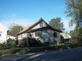 943 Earl St, Saint Paul, MN 55106