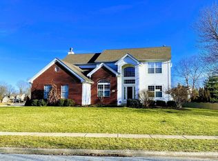 1768 Storrow Dr, Lewis Center, OH 43035