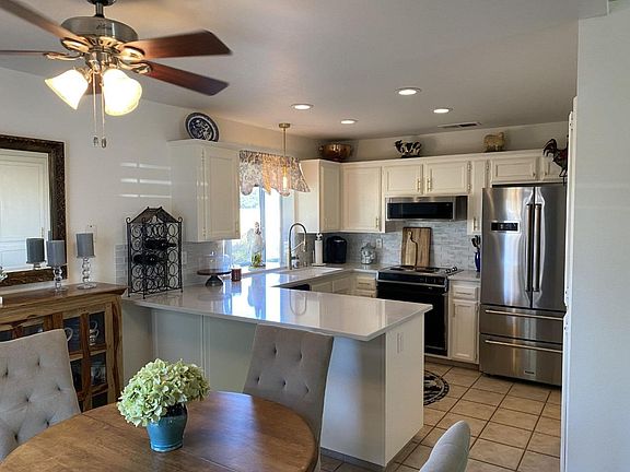 3rd image of 8665 N Cedar Ave Unit 126
