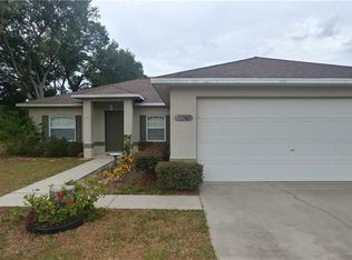 5941 SE 184th Ct, Ocklawaha, FL 32179