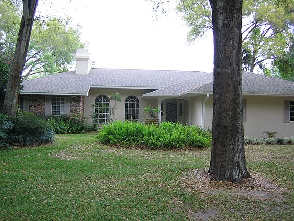 5th image of 4021 Lake Forest St