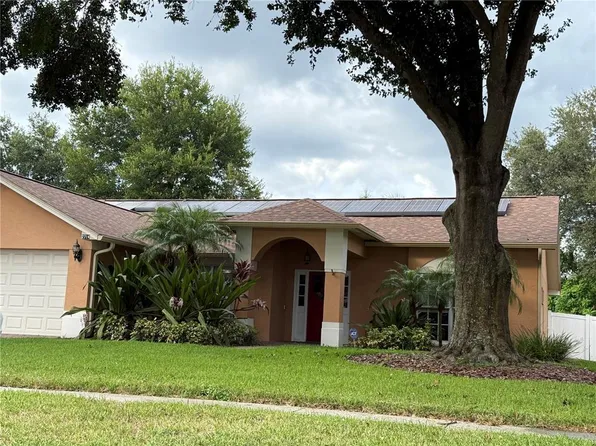 2714 Brianholly Dr, Valrico, FL 33596