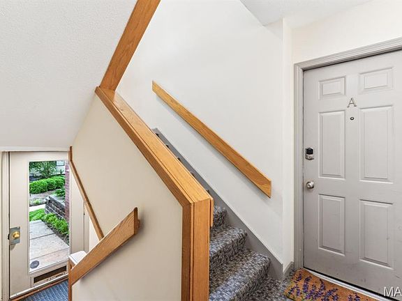 2nd image of 5579 Waterman Blvd APT A