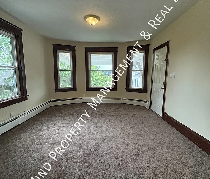 136 Social St #3R — Photo 2