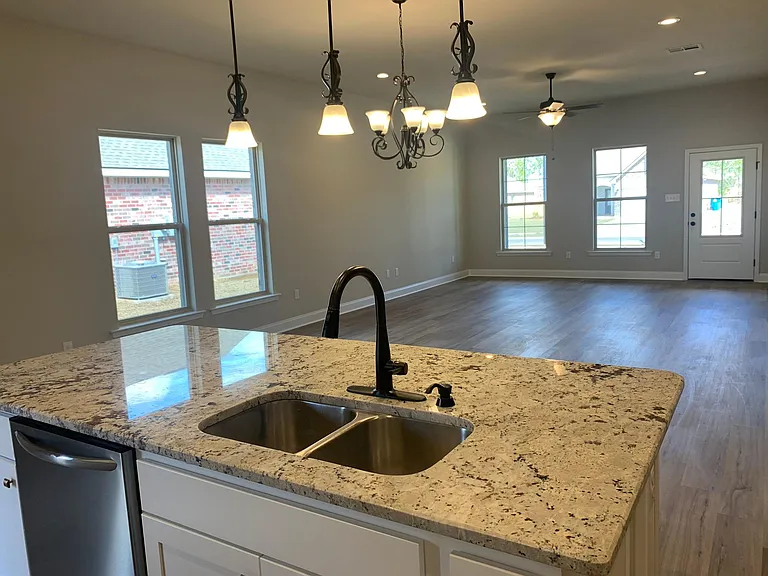 6893 Summerset Dr — Photo 39