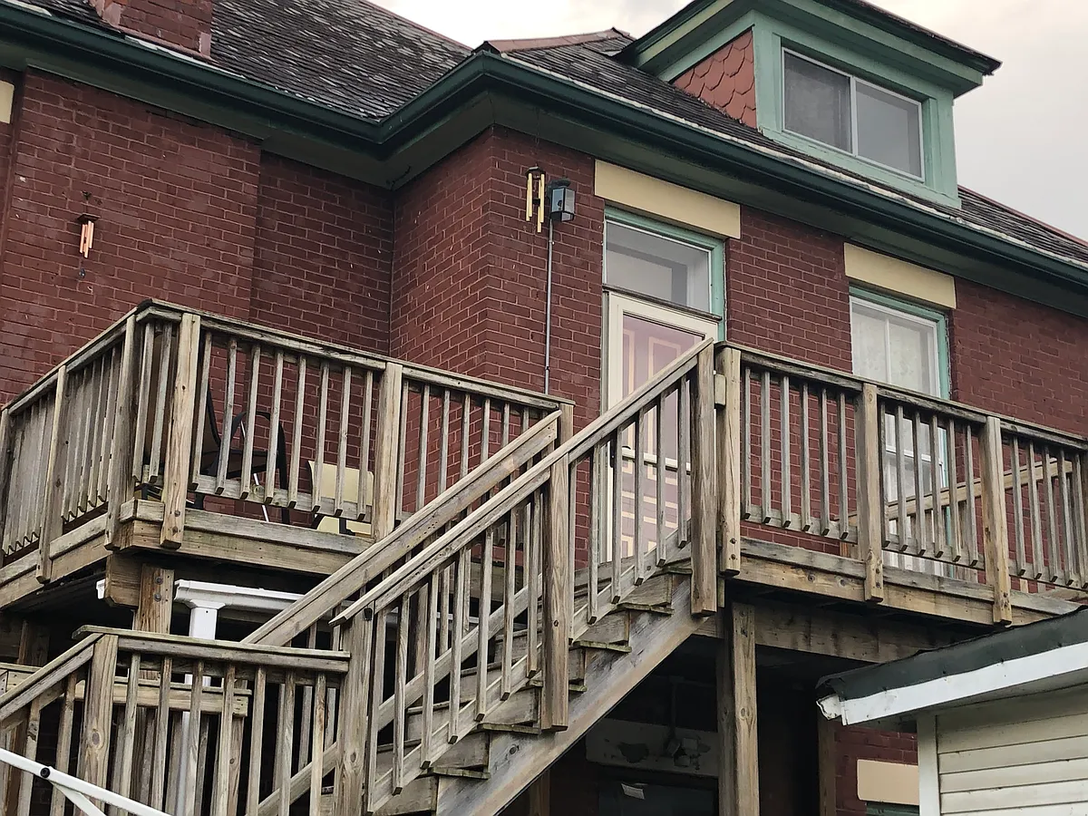 Building Photo - 835 Vine St