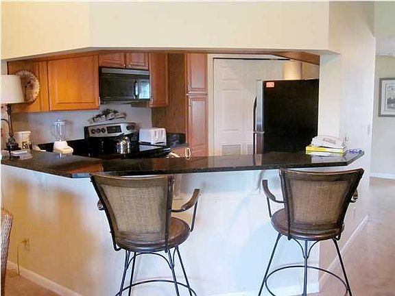 5th image of 5239 Tivoli Dr #5239
