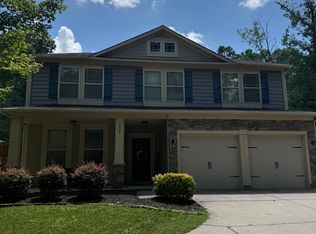 8608 Knollwood Cir, Charlotte, NC 28213
