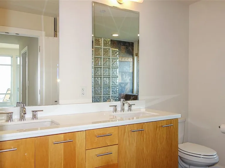 603 Davis St #1409 — Photo 21