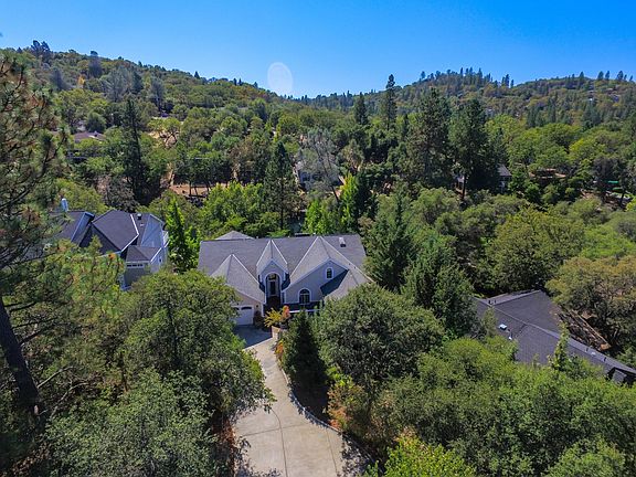 3rd image of 13546 Lake Wildwood Dr