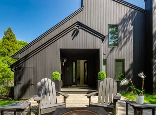 27 Marion Ln, East Hampton, NY 11937