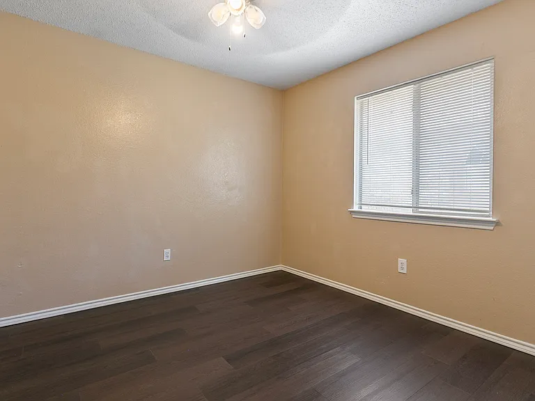 7605 Bryce Canyon Dr W — Photo 10