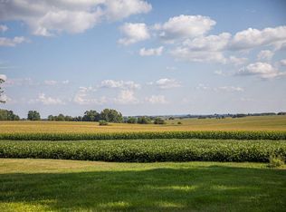 2916 N Dohs Rd, Evansville, WI 53536