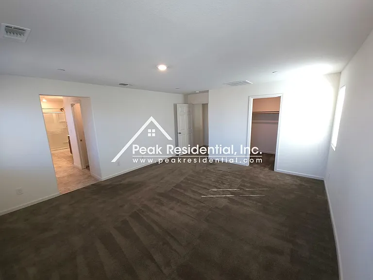 5343 Kankakee Dr — Photo 24