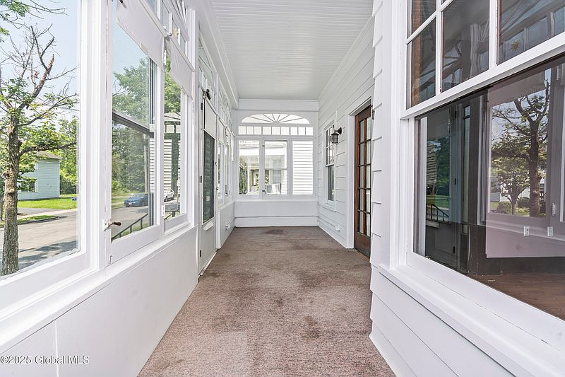 5th image of 31 Albion Avenue