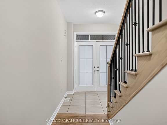 3rd image of 61 Tracey Ln