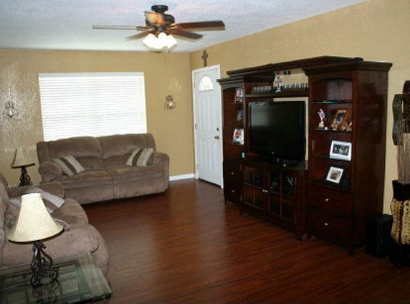 2nd image of 1707 Justice Dr