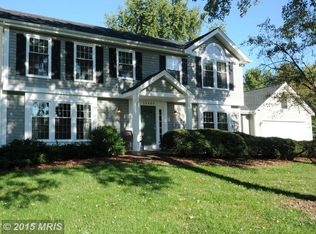 13400 Hidden Meadow Ct, Herndon, VA 20171