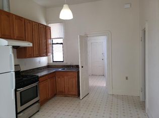 733 Madison St #8, Oakland, CA 94607