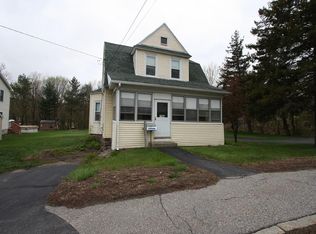 1356 Pleasant St, Worcester, MA 01602