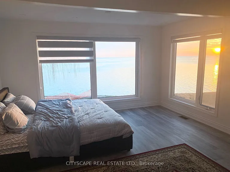 48 Seabreeze Cres — Photo 35