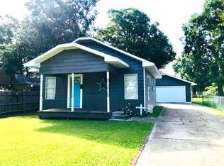 1211 Kent Ave, Nederland, TX 77627
