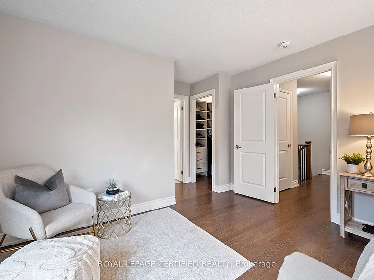 1285 Raspberry Ter — Photo 36