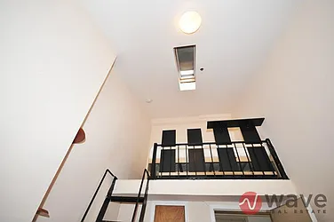 Rented by Wave Real Estate Group