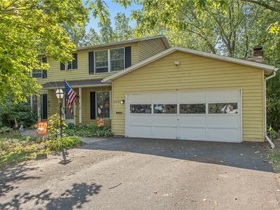 6867 Thomas Dr, Liverpool, NY, 13088