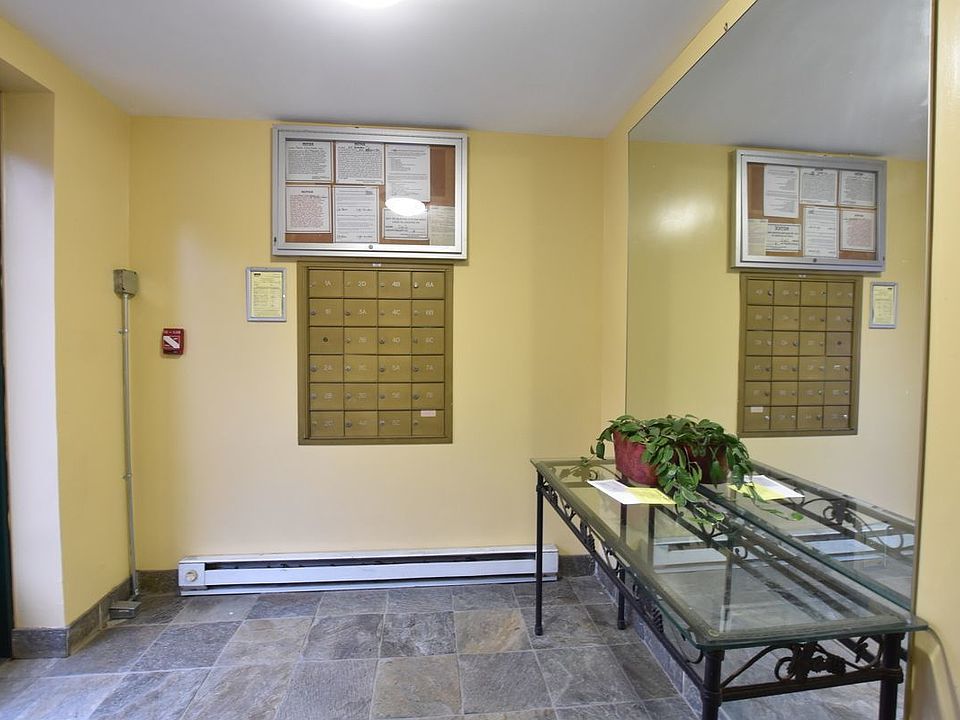 1st image of 263 Pleasant Ave APT 3C