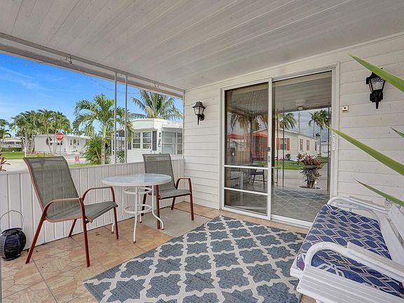 4th image of 8510 SW 18th Court