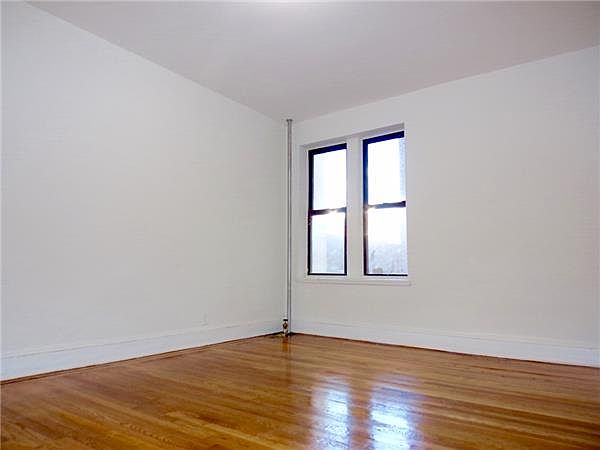 1st image of 537 Ovington Ave APT A2