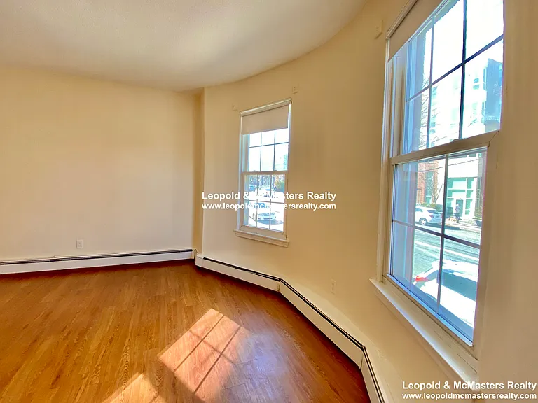 South Huntington Apartments — Photo 56