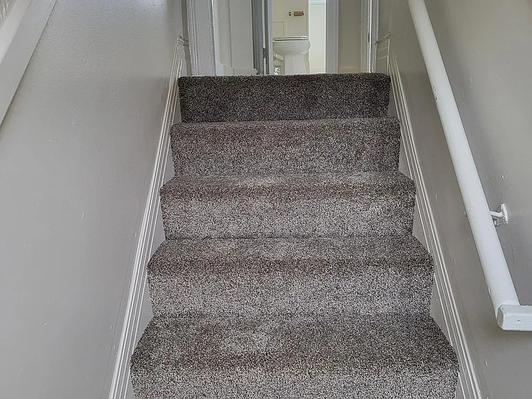 921 Hancock St — Photo 13