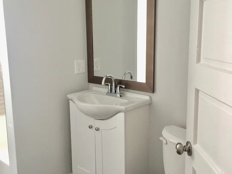 15 Cawfield Street Apartments — Photo 4