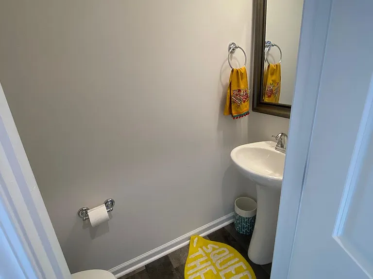 106 Crestwind Dr — Photo 3