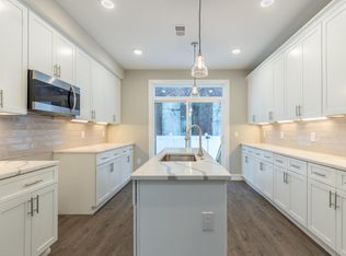 135 W Huntingdon St #A, Philadelphia, PA 19133