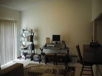 3rd image of 3710 Candlewyck Club Dr APT A