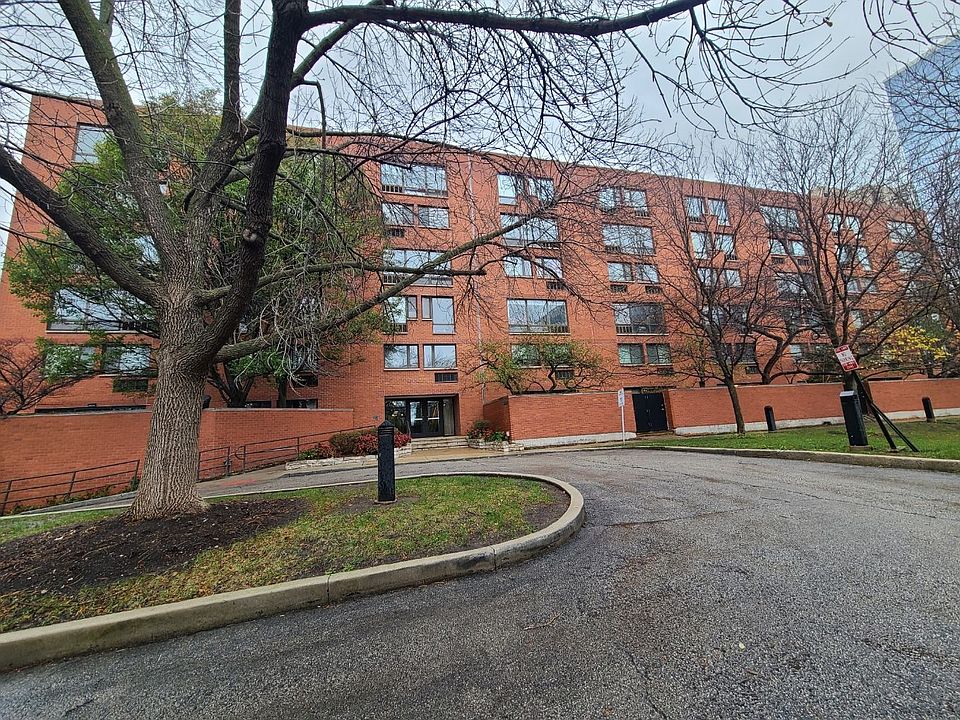 1st image of 1169 S Plymouth Ct APT 412