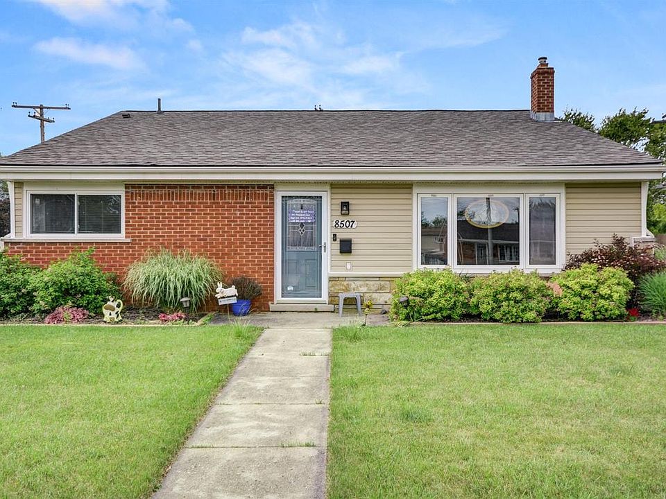 1st image of 8507 Sanford Dr
