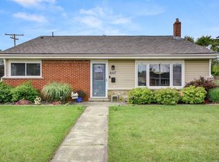 8507 Sanford Dr, Westland, MI 48185