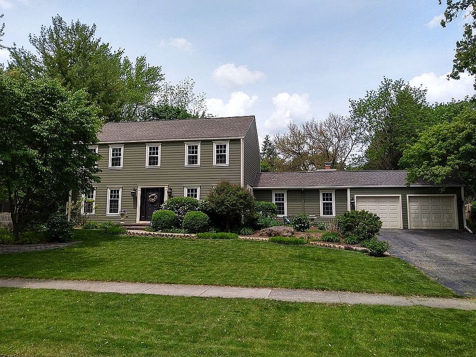1st image of 25W126 Essex Ave