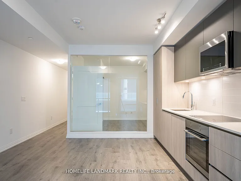 8 Widmer St #601 — Photo 14