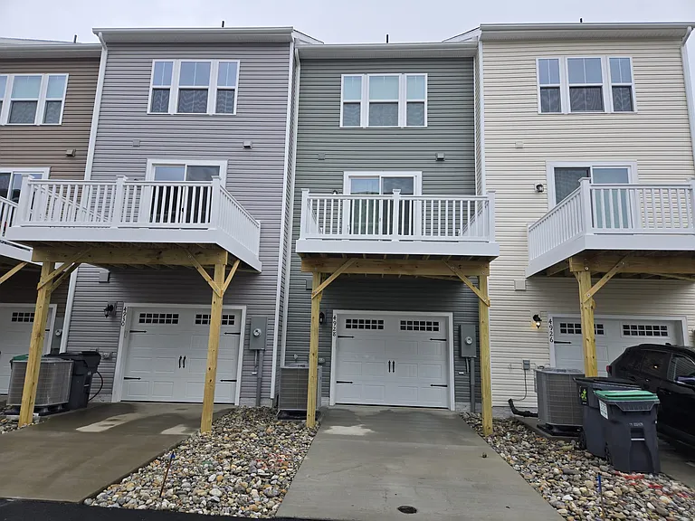 4928 Dunhaven Dr — Photo 39