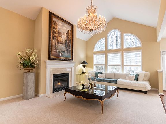 3rd image of 4412 Fairview Ridge Ln