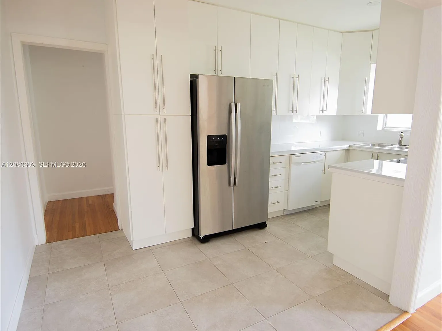 Coral Way Heights — Photo 3