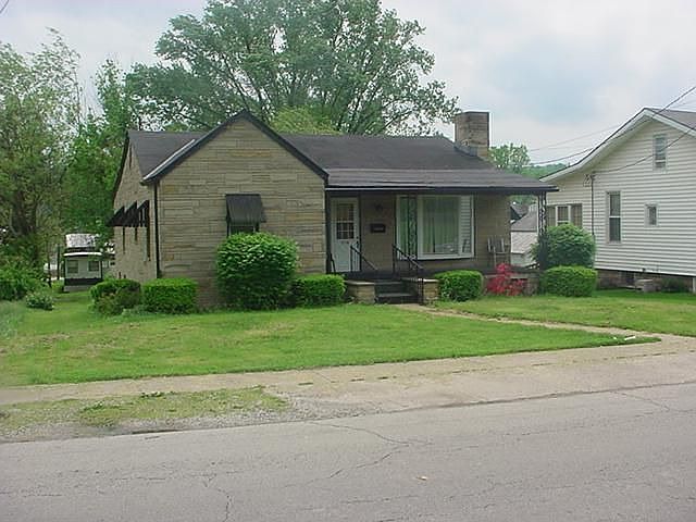 1st image of 518 E 8th St