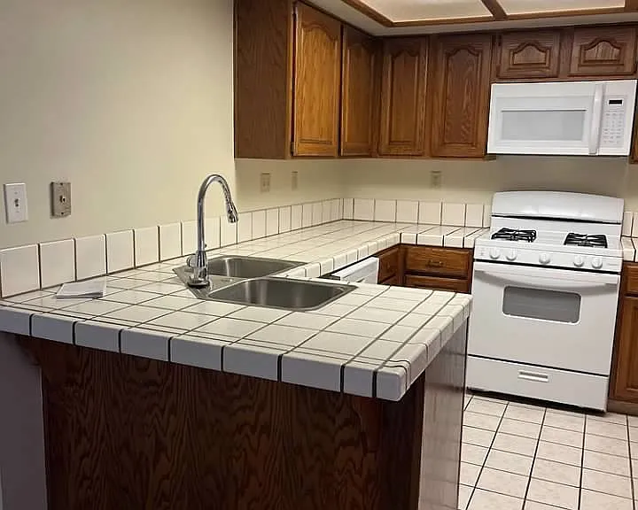 600 Woodmount Dr — Photo 39
