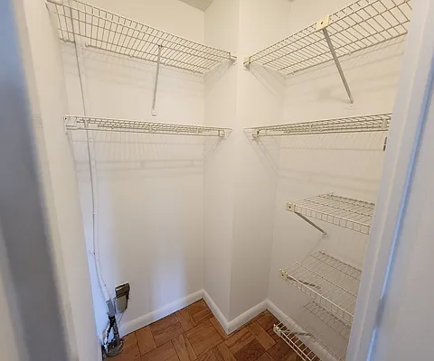 Rented by Yoram Adin, LREB | media 33