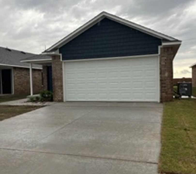 1st image of 2209 SE 89th Ter